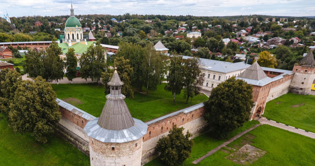 Повесть о земле Рязанской. Москва - Рязань - с. Константиново - Зарайск - Даровое - Москва