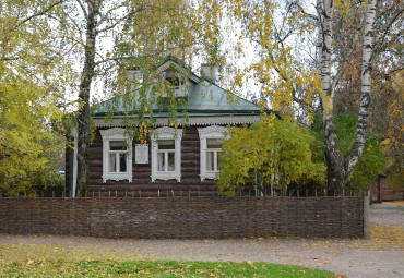 Повесть о земле Рязанской. Москва - Рязань - с. Константиново - Зарайск - Даровое - Москва