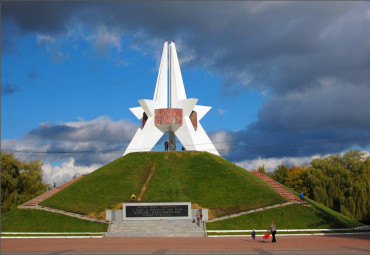 Хрустальные зори Брянщины. Москва - Брянск - Овстуг - Дятьково - Москва