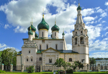 На родину купца, да хрустящего огурца. Москва - Ростов Великий - Ярославль - с. Вятское - пос. Красный Профинтерн - Москва