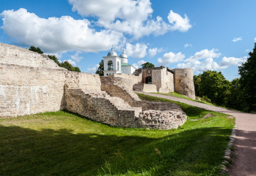 Императорская семья. Псков – Елизарово – Старый Изборск – Печоры.