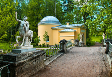 Многоликий Петербург. Санкт-Петербург - Пушкин - Павловск - Петергоф - Кронштадт.