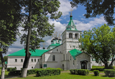 Под княжеским стягом. Москва - Сергиев Посад - Александров - Мышкин - Углич - Борисоглебский - Мартыново.