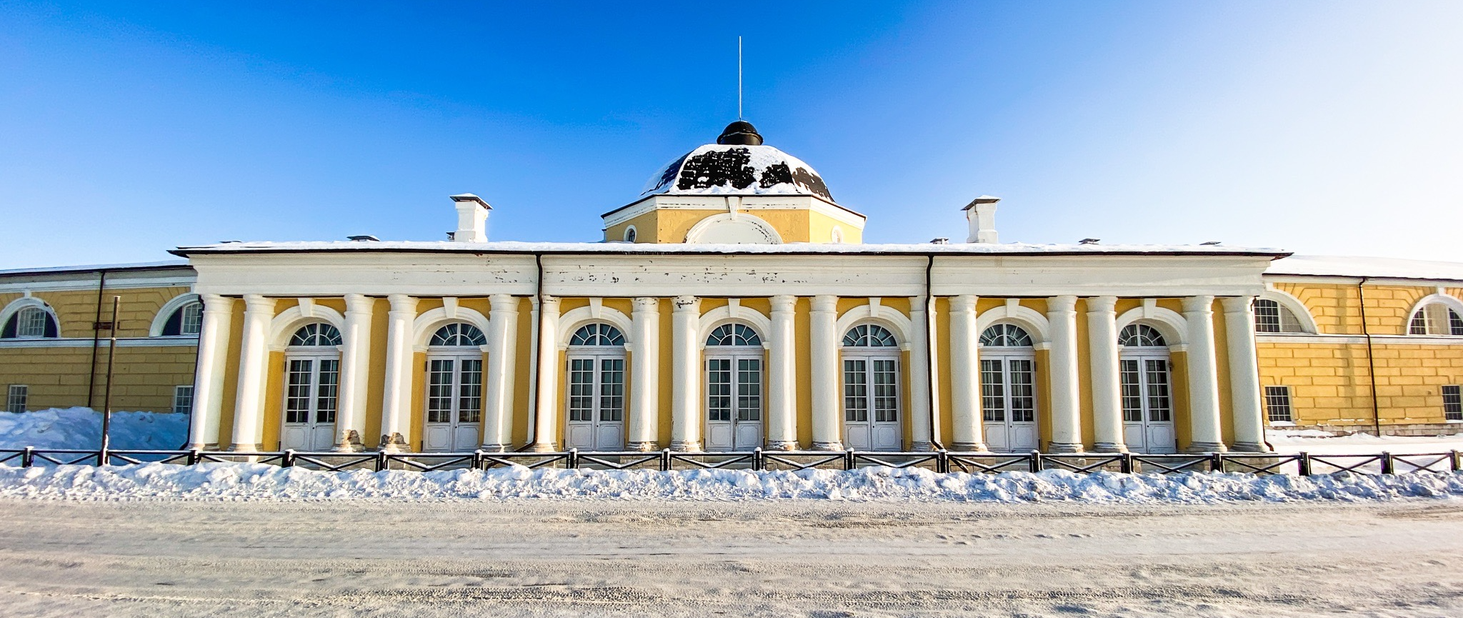 Историко-архитектурный комплекс "Архангельские Гостиные дворы"