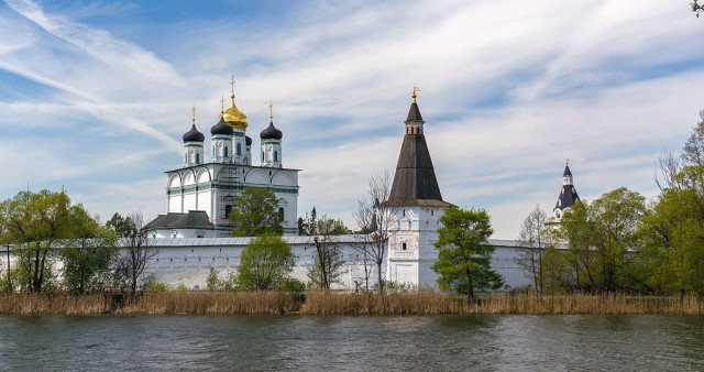 Ожерелье Волоцкого княжества. Москва - Волоколамск - Истра - Ярополец.