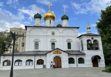 Возрожденная святыня - Сретенский монастырь. Москва