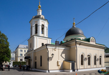 Лабиринтами Казенной слободы в дом Сахарного короля. Москва