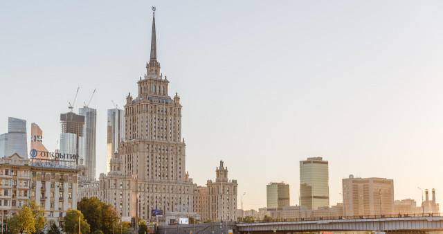 Семь Сталинских сестер. Легенды высоток Москвы.