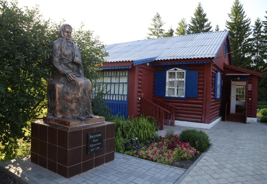 Дом-музей генерала армии Н. Ф. Ватутина.