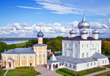 Великий Новгород из Санкт-Петербурга.