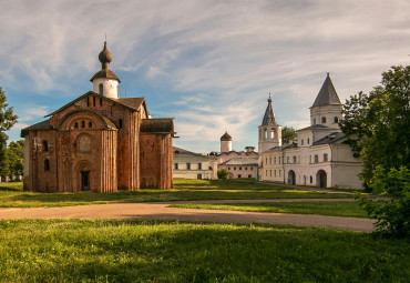 Великий Новгород из Санкт-Петербурга.