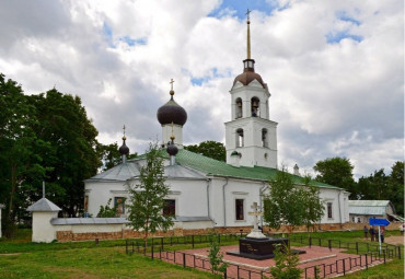 Талабские острова и великие монастыри Псковского озера. Санкт-Петербург - о. Залита - о.Белова - Елизарово - Псков - Печоры.