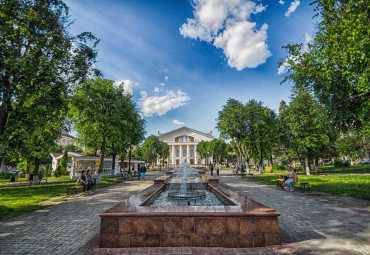 Тур "Калужские выходные". Москва - Калуга - Дворцы - Полотняный Завод.