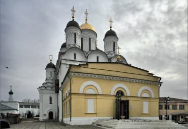 Тур: "Большое Калужское кольцо". Москва — Боровск — Малоярославец — Калуга — Козельск — Нижние Прыски — Оптина Пустынь — Шамордино — Таруса — Серпухов.