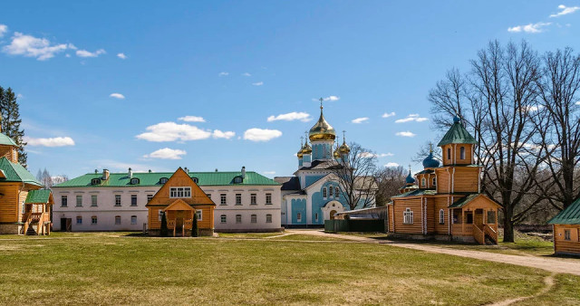 Тур: "Псков и псковские земли 4 дня". о.Белов - о.Залита - Пушкинские горы - Изборск - Печоры.