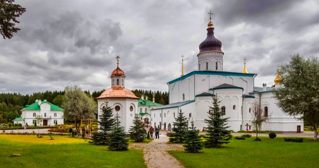 Тур на 2 дня. Псков — Елизарово – Старый Изборск — Печоры.