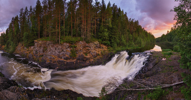 Тур на 3 дня. Петрозаводск — горный парк «Рускеала» - Марциальные воды — водопад Кивач. Кижи - Чална.