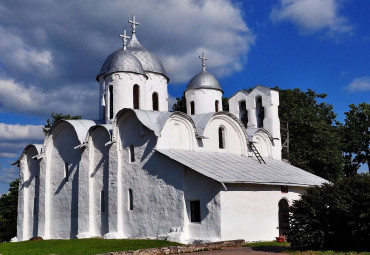 Культурный код (тур из Санкт-Петербурга). Псков - Елизарово - Изборск - Печоры.