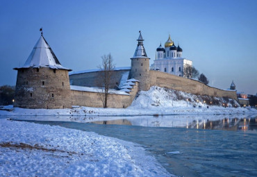 Великие Крепости Северо-Запада. Москва - Торопец - Наумово - Великие Луки - Пушкинские Горы - Бугрово - Псков - Изборск - Печоры - Великий Новгород.