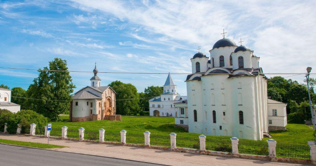 Вдоль реки Волхов (промо). Москва - Вышний Волочек - Старая Русса - Псков - Изборск - Печоры - Пушкинские Горы - Великий Новгород.