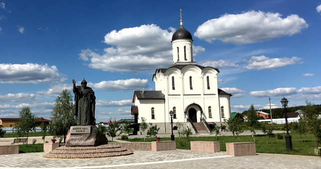 Калужские выходные. Москва - Тихонова Пустынь - Калуга - Полотняный Завод.