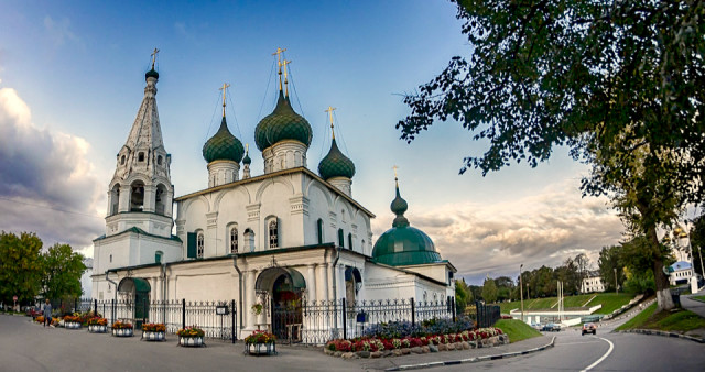 По щучьему велению - в боярские владения! Тур без пробок. Москва - Ростов Великий - Ярославль - Кострома - Плес - Иваново - Владимир - Гаврилов Посад - Суздаль - Боголюбово.