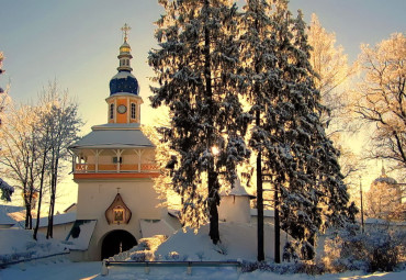 Псков на 2 дня. Псков - Пушкинские горы - Изборск - Печоры.