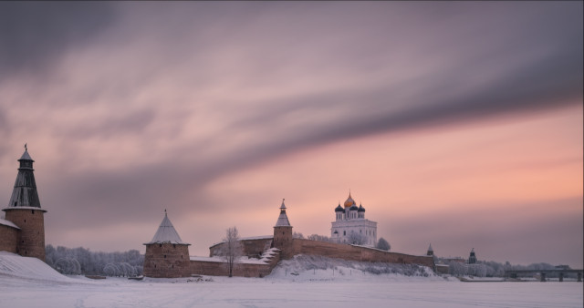 Нетленная классика 2 дня. Псков – Избо́рск – Печоры – Пушкинские Горы.