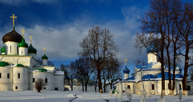 Новый год в Переславле-Залесском "Переславль" 3* (на автобусе). Москва - Сергиев Посад - Переславль-Залесский.