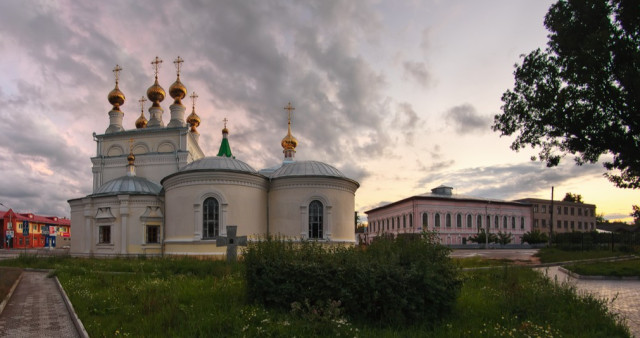 В былинный Муром - под покров святых Петра и Февронии. Москва.