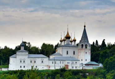 Свято-троицкий Никольский мужской монастырь.