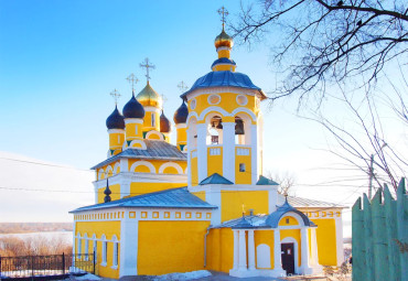 Николо-Набережная церковь.