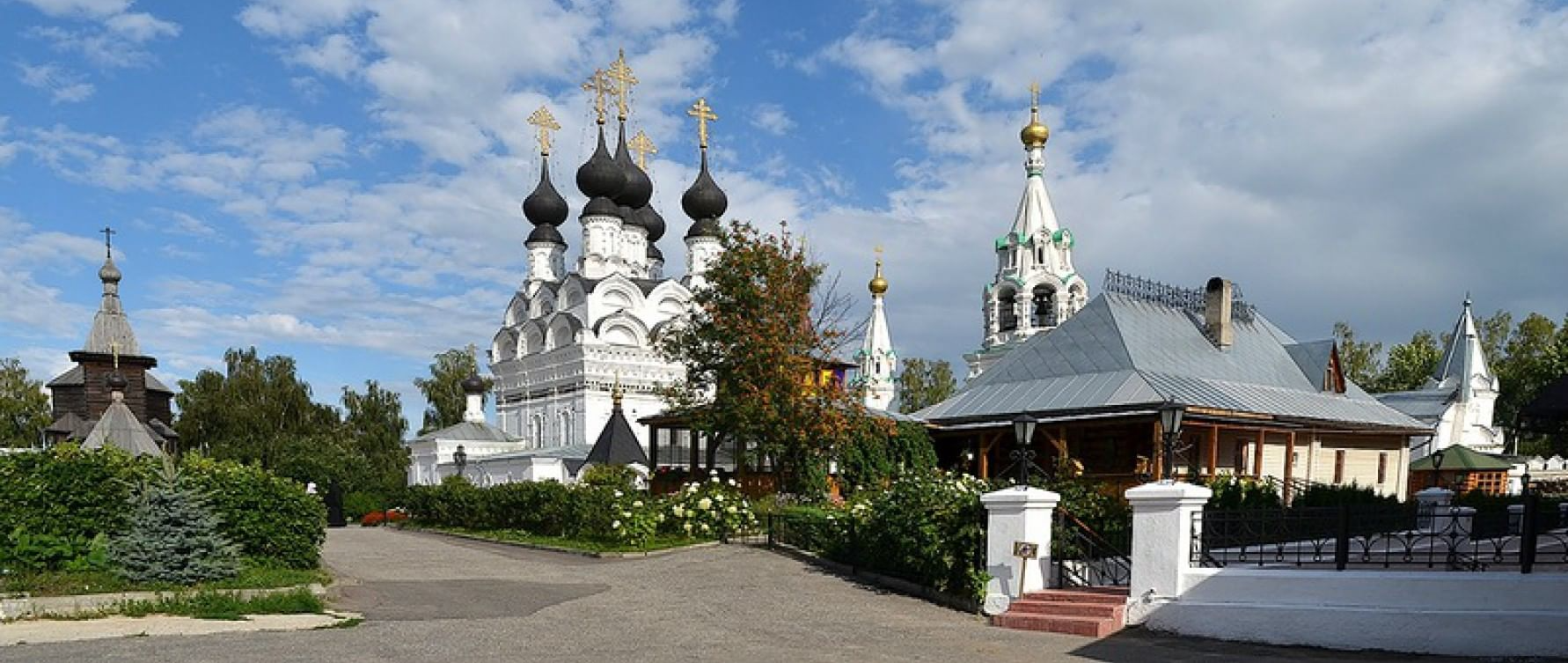 Свято-Троицкий женский монастырь.