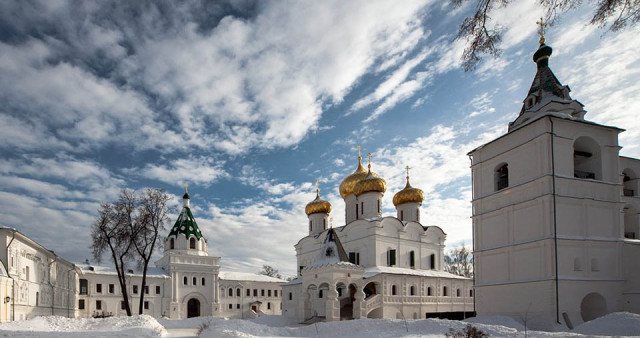 Новый год в сказочной Костроме, на родине Снегурочки. Москва - Кострома - Красное-на-Волге - Сумароково.