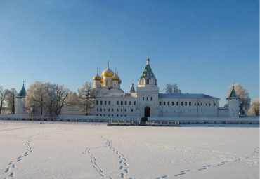 Новый год в сказочной Костроме, на родине Снегурочки. Москва - Кострома - Красное-на-Волге - Сумароково.