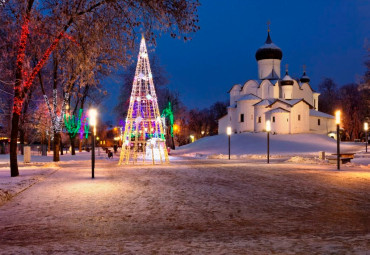 Ласточкой в Псков на Новый год. Изборск - Печоры - Пушкинские Горы.