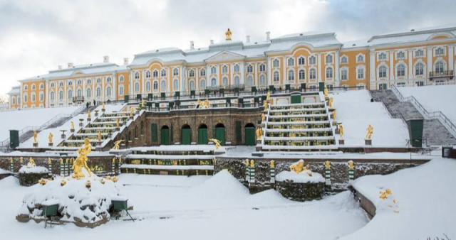 Новогодний парадиз. Санкт-Петербург - Кронштадт - Гатчина - Петергоф.