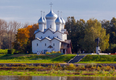 Великий Новгород, 2 дня. Санкт-Петербург.