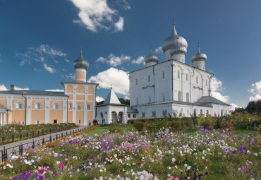 Великий Новгород, 2 дня. Санкт-Петербург.