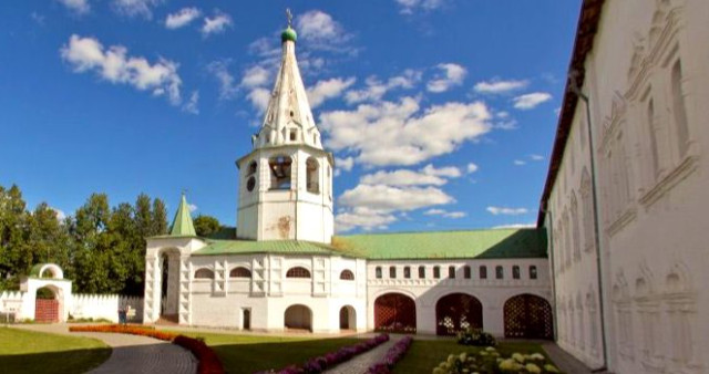 Колокольня Суздальского кремля