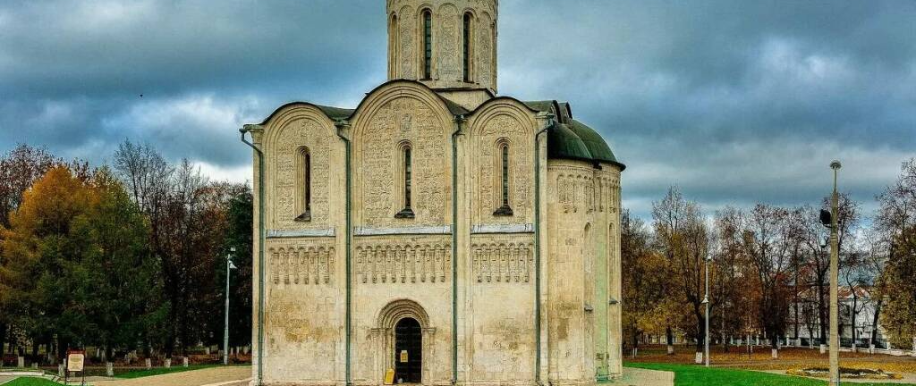 Дмитриевский собор — Белокаменная поэма XII века