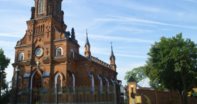 Костел Святого Розария Пресвятой Девы Марии — Готический островок в сердце Владимира