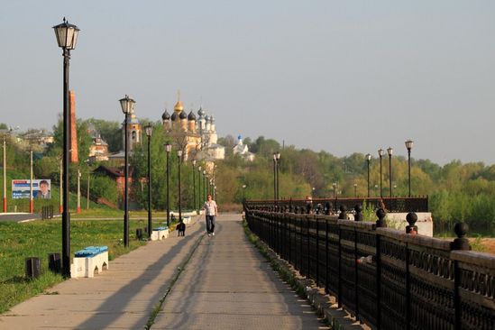 Набережная города