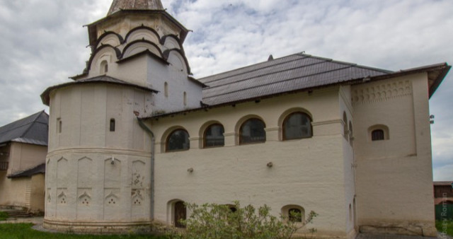 Историческая экспозиция. Музей наивного искусства