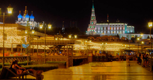 Кремлевская набережная: Самый романтичный променад Казани