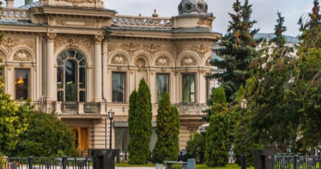 Дом Ушковой: Свадебный подарок, ставший легендой Казани