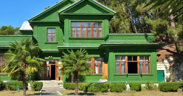 Дом-музей «Дача Сталина»
