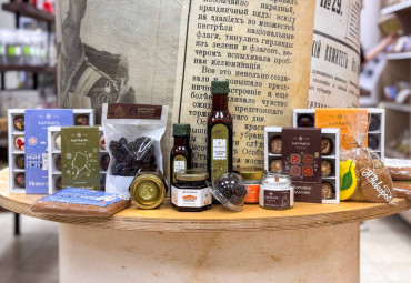 Магазин сувениров и подарков «Карманъ на Покровке, 27»