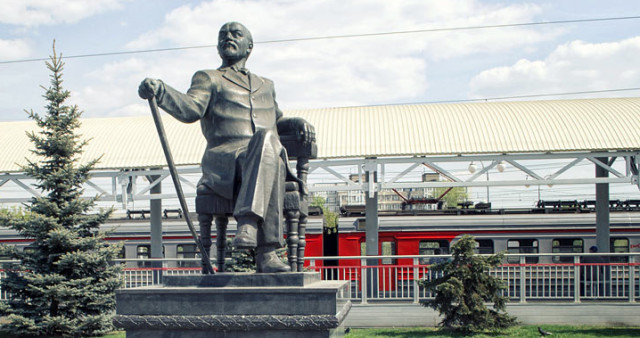 Памятник С.И. Мамонтов