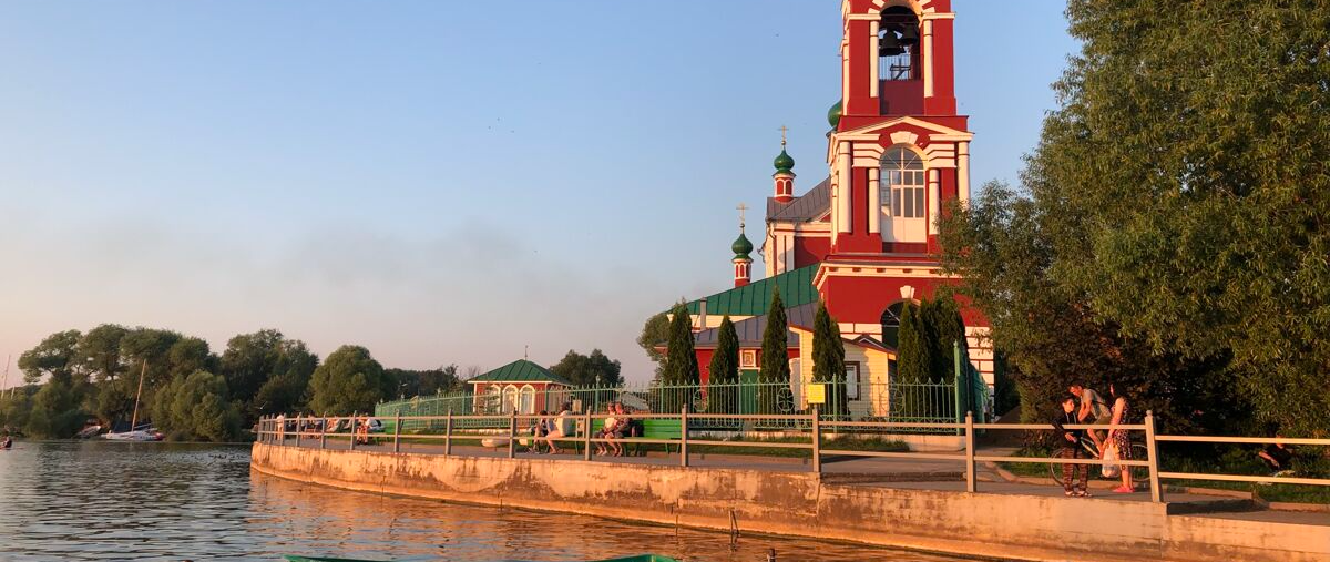 Церковь Сорока мучеников